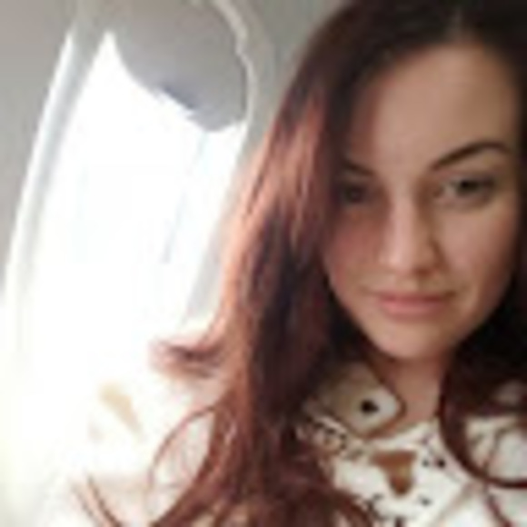 Meet your Posher, Kate - Picture 1 of 1